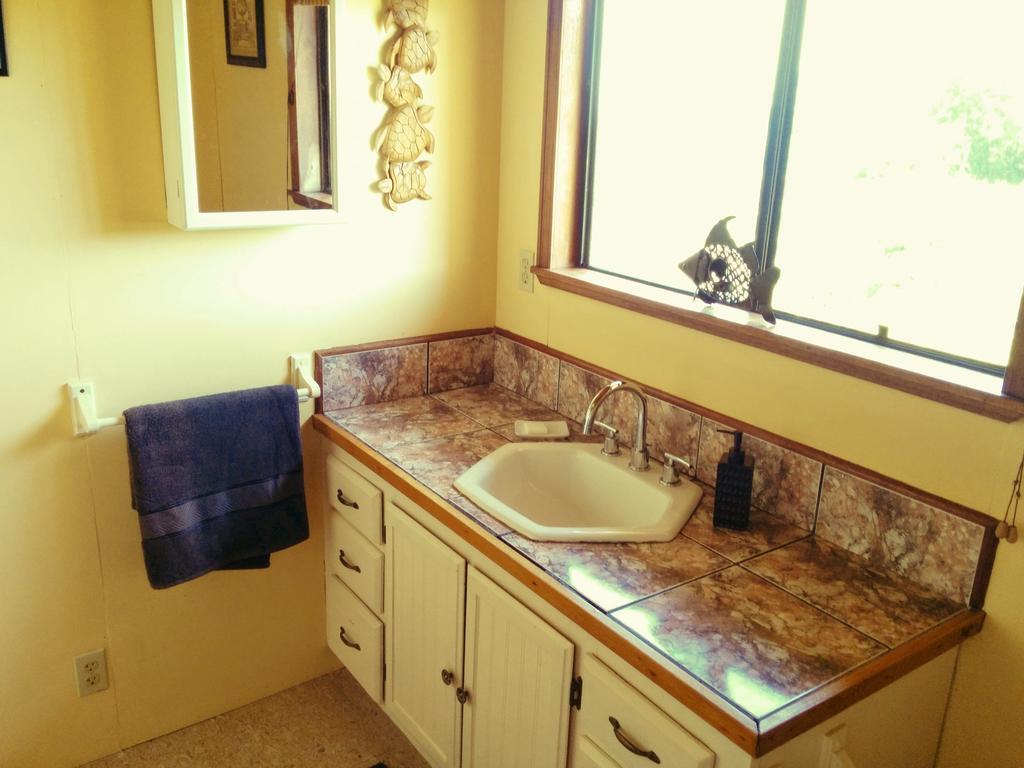 Hamakua Guesthouse Pepeekeo Oda fotoğraf